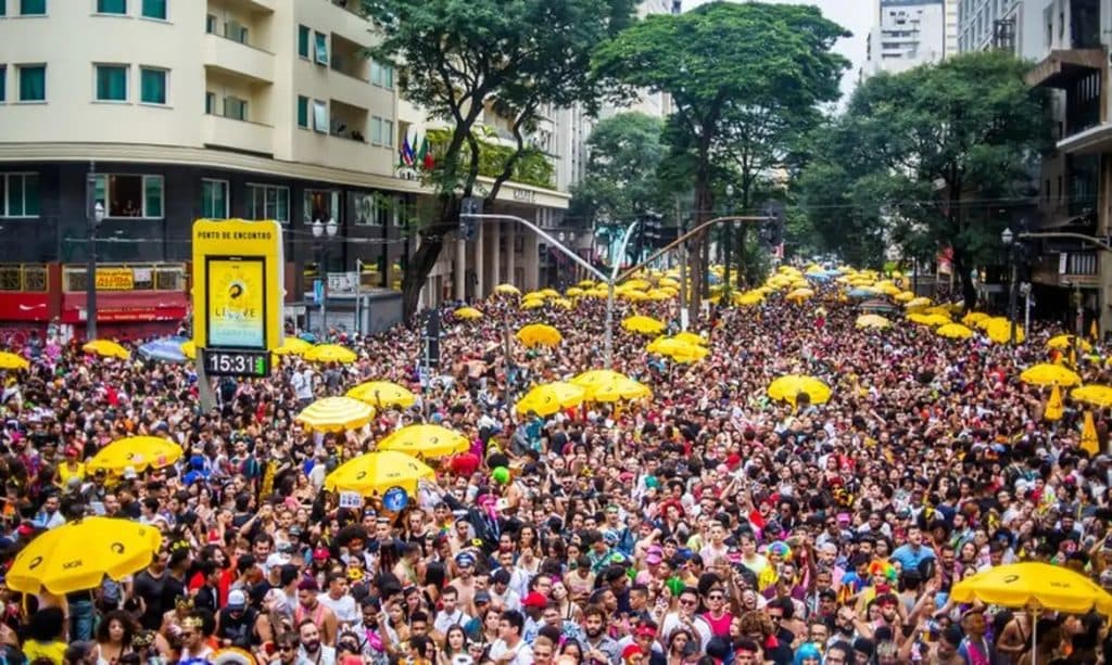 Carnaval de rua em São Paulo.