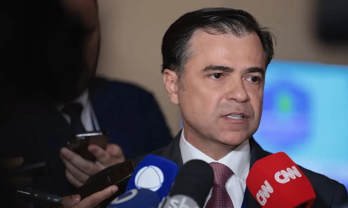 Aneel critica Enel por ação na Justiça e promete recorrer em processo de caducidade