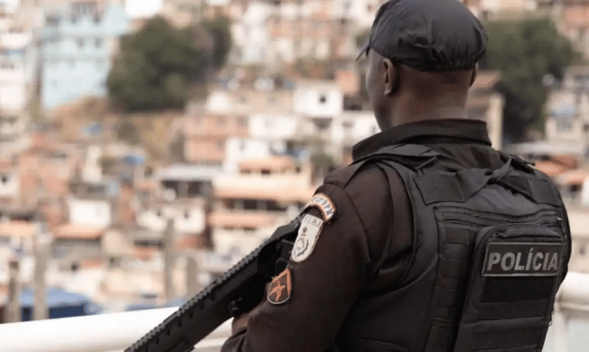 Operação no Rio deixa 5 mortos; fuzis dos EUA