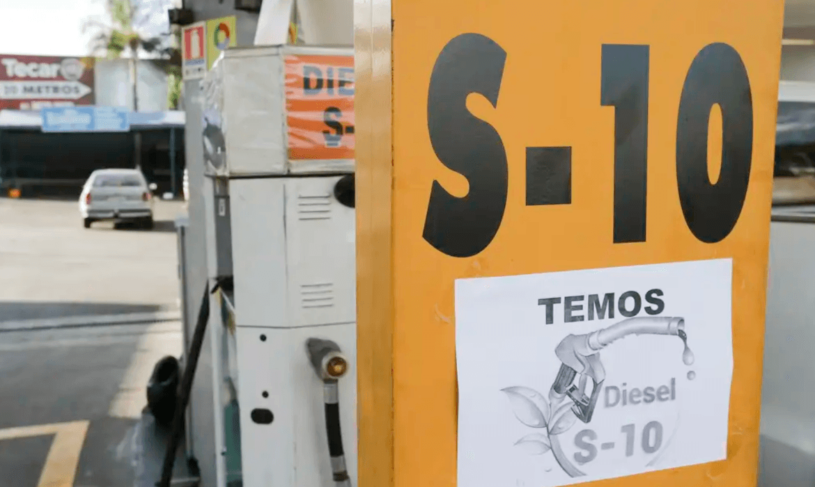 Governo anuncia R$ 7 bi em subsídios para combustíveis.