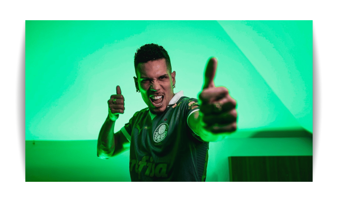 Paulinho levanta debate sobre intolerância religiosa no futebol