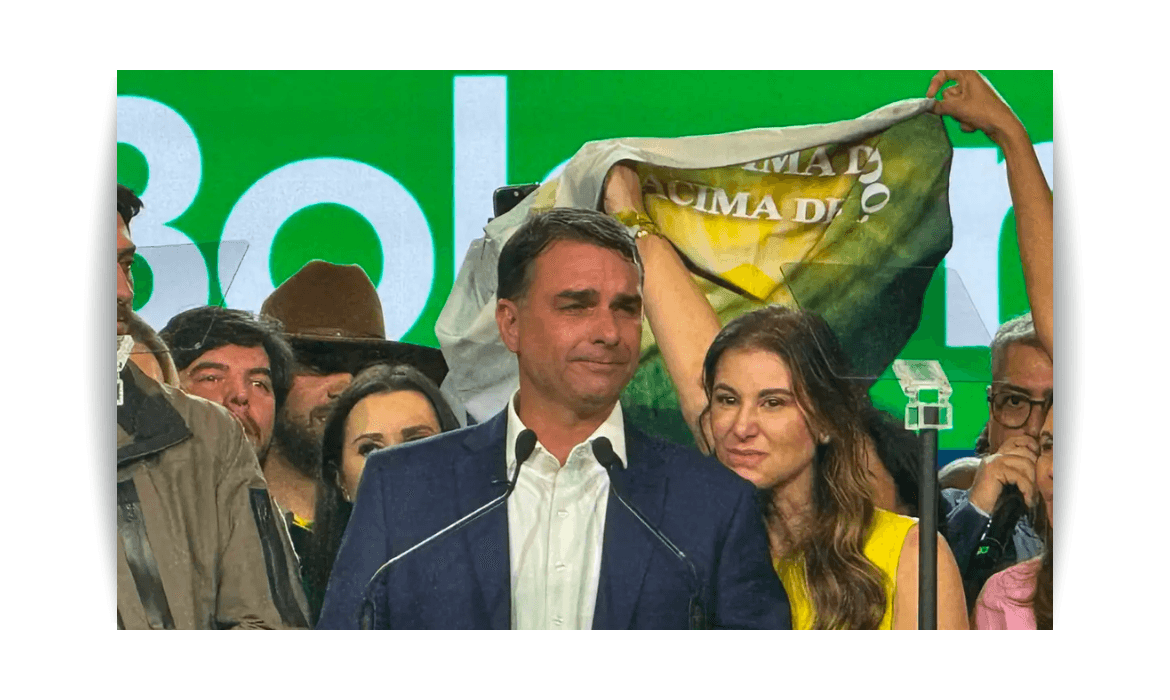 Flávio Bolsonaro é oficializado candidato à Presidência pelo PL
