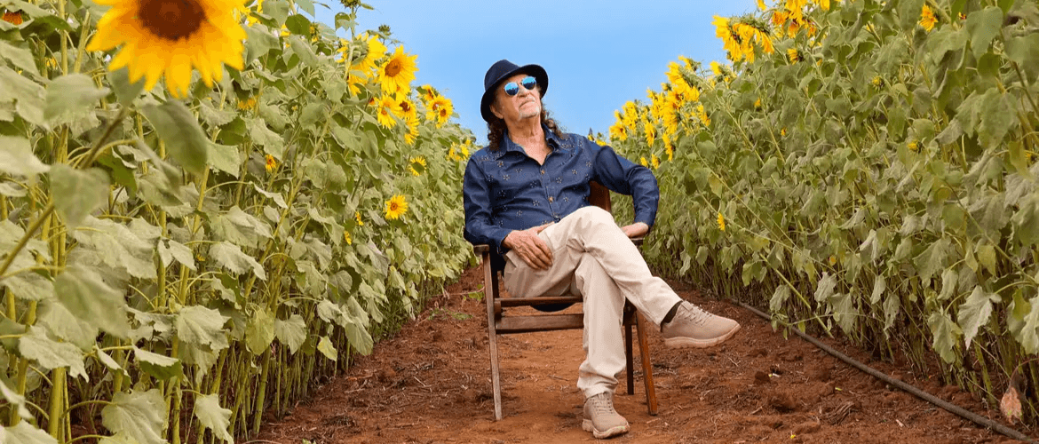 Alceu Valença celebra 80 anos com turnê especial “80 Girassóis” que começa neste sábado no Rio