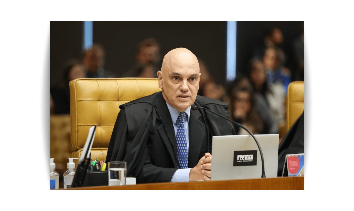 Alexandre de Moraes assume a presidência temporária do STF