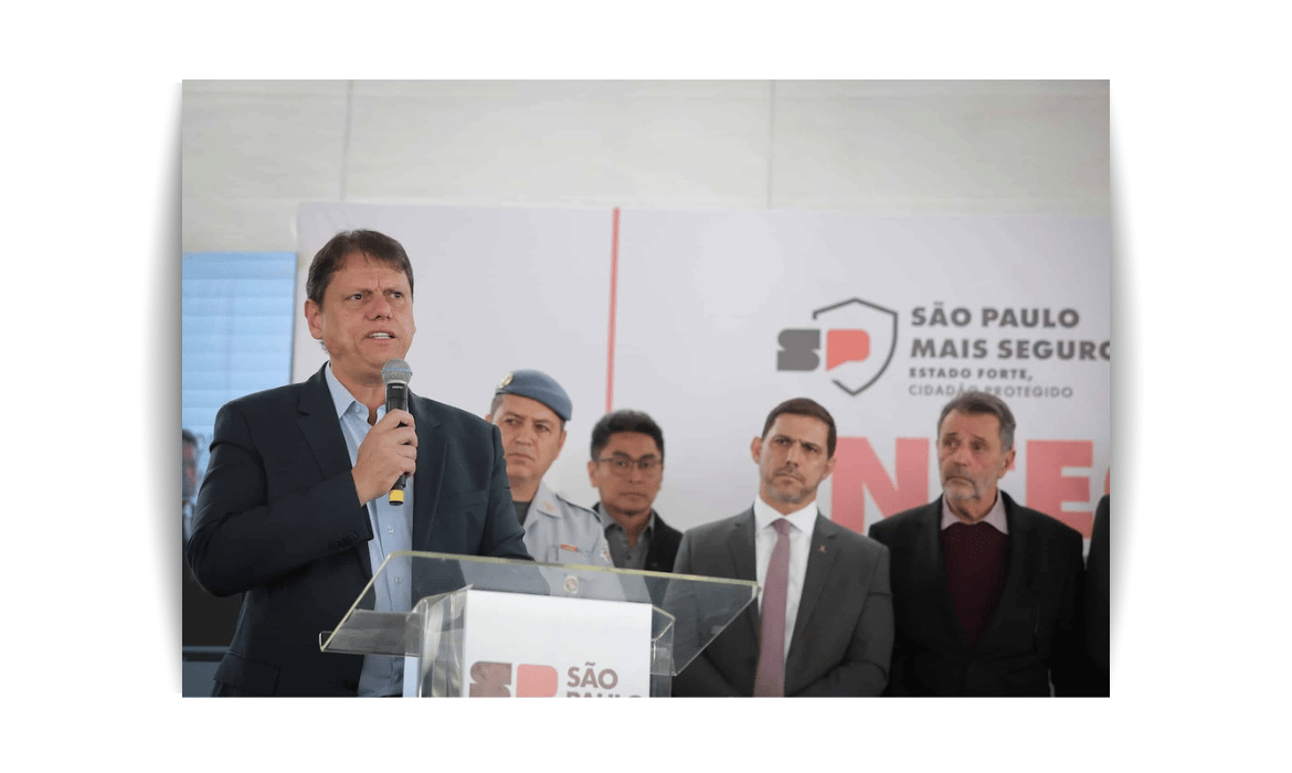 Tarcísio admite falha na segurança e pede desculpas às vítimas