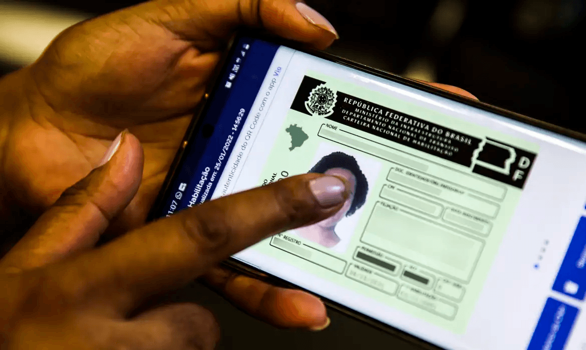 Renovação automática da CNH acende alerta sobre segurança no trânsito