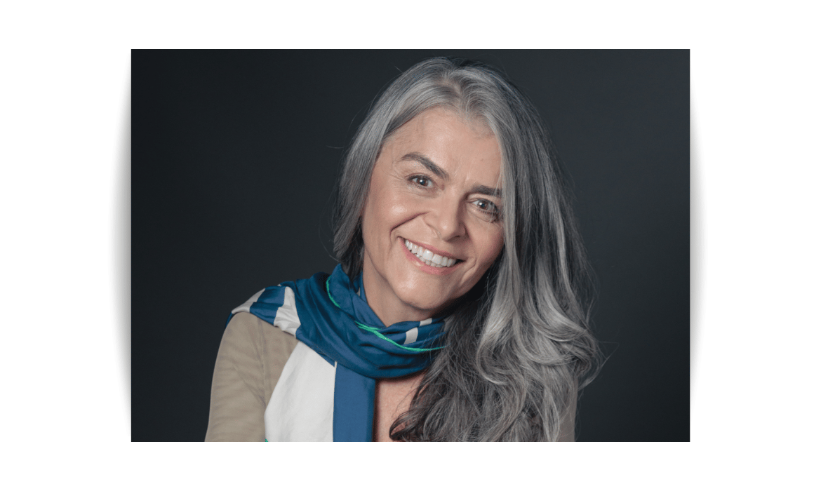 A escritora N. Netta transforma experiência de aborto clandestino em literatura e convida leitores à reflexão