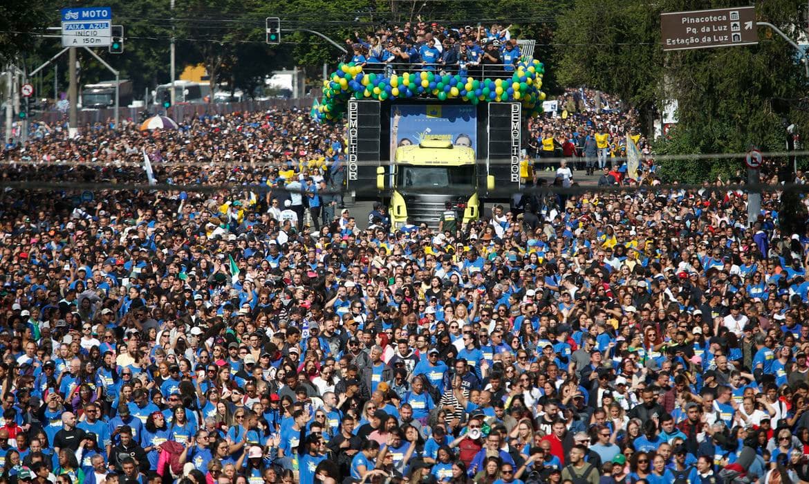 Teologia do Domínio: como avança a disputa por poder no Brasil