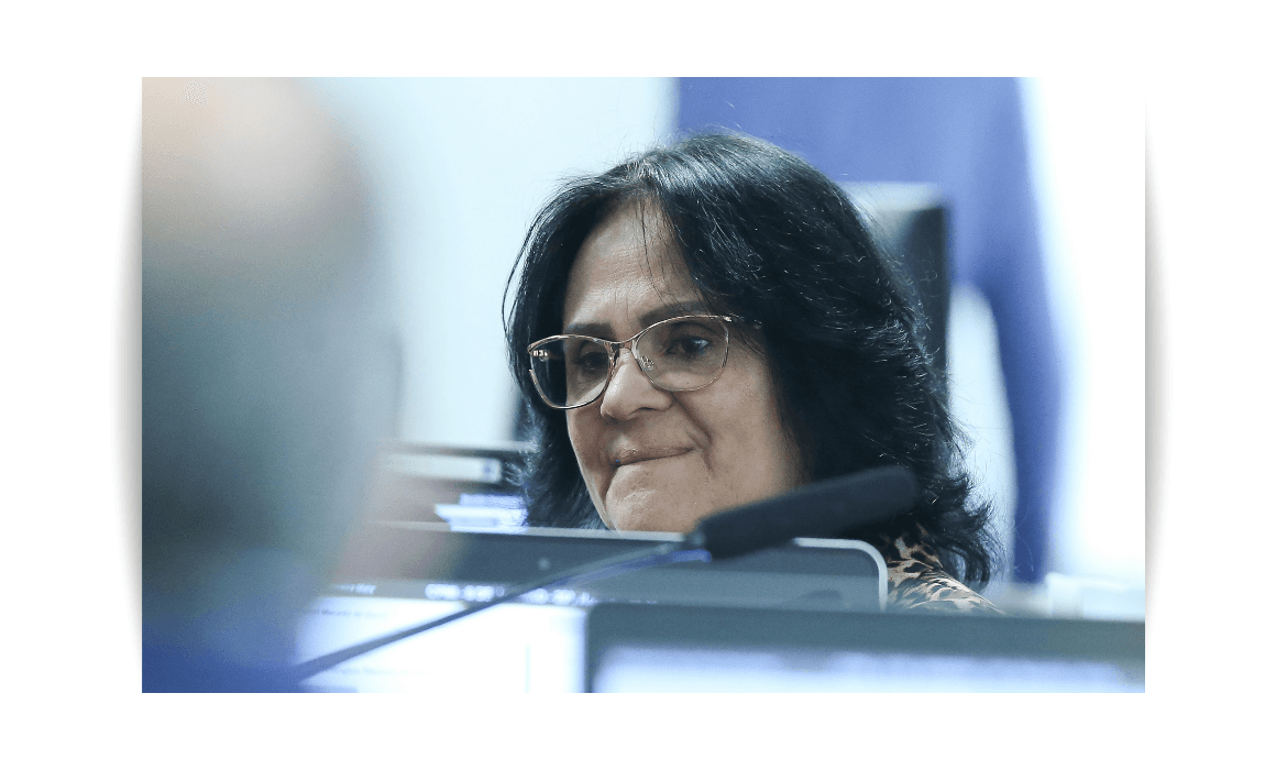 Senadora Damares Alves defende a suspensão da resolução do Conanda sobre atendimento a menores vítimas de violência sexual